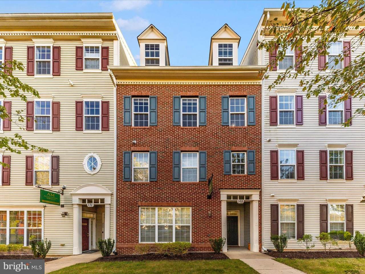 165 Mill Green Avenue - Photo 1