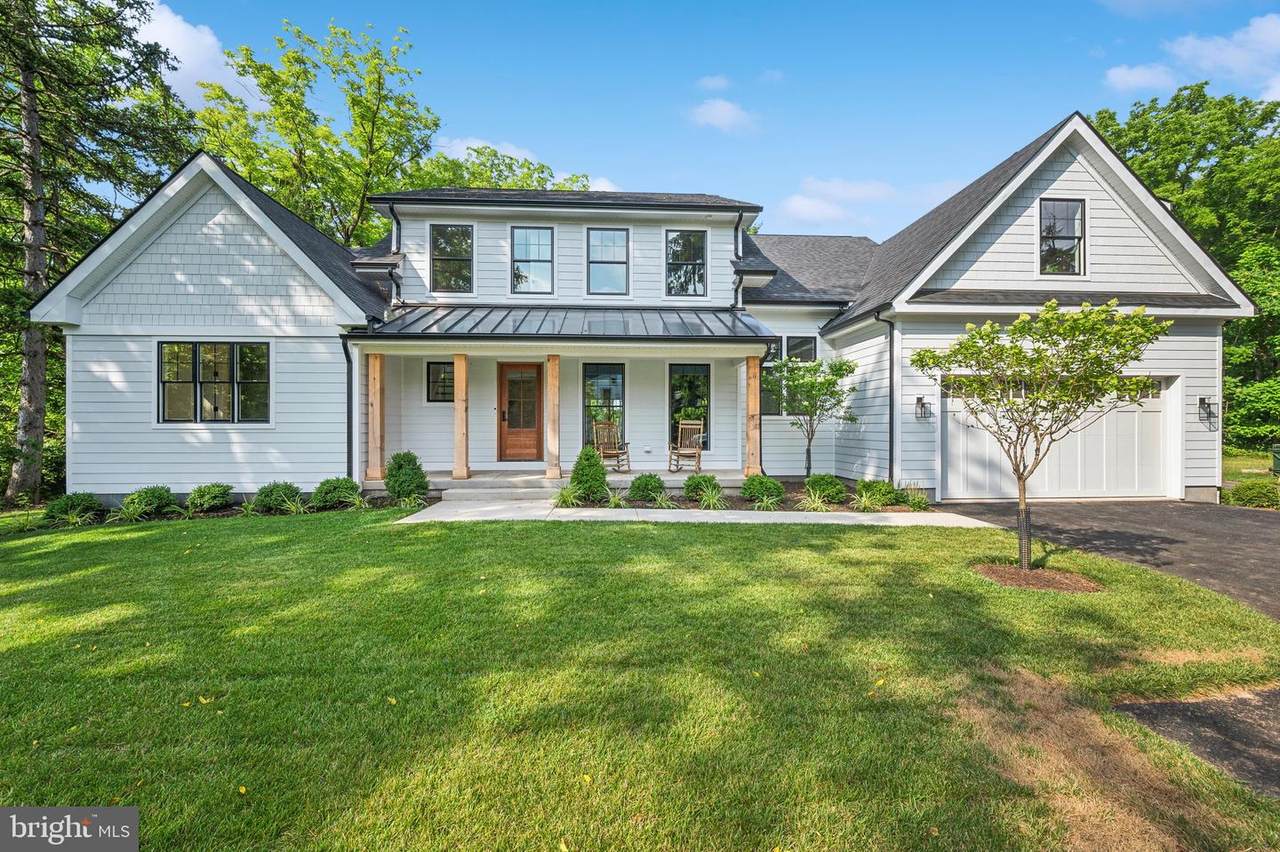 1040 Skippack Pike - Photo 1