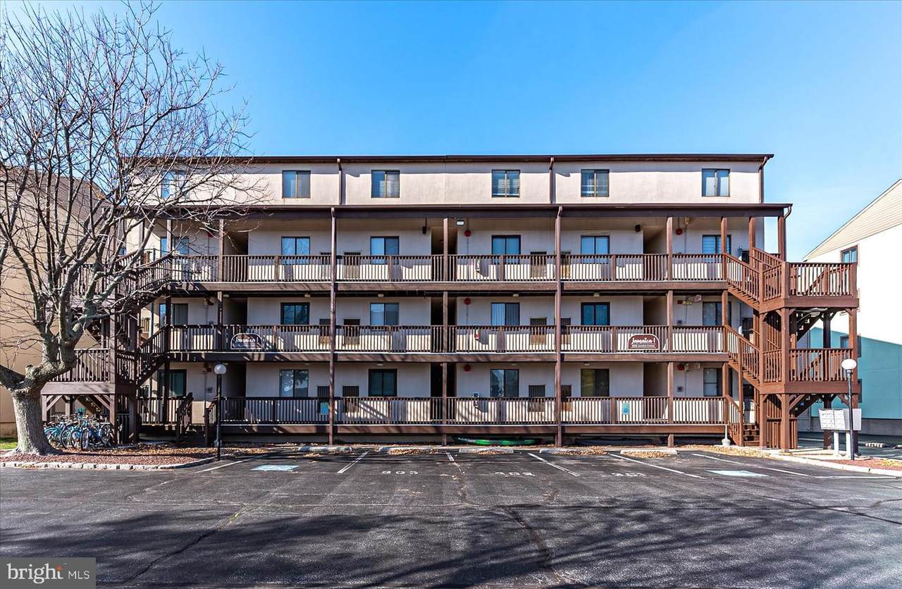 12302 Jamaica Avenue - Photo 1