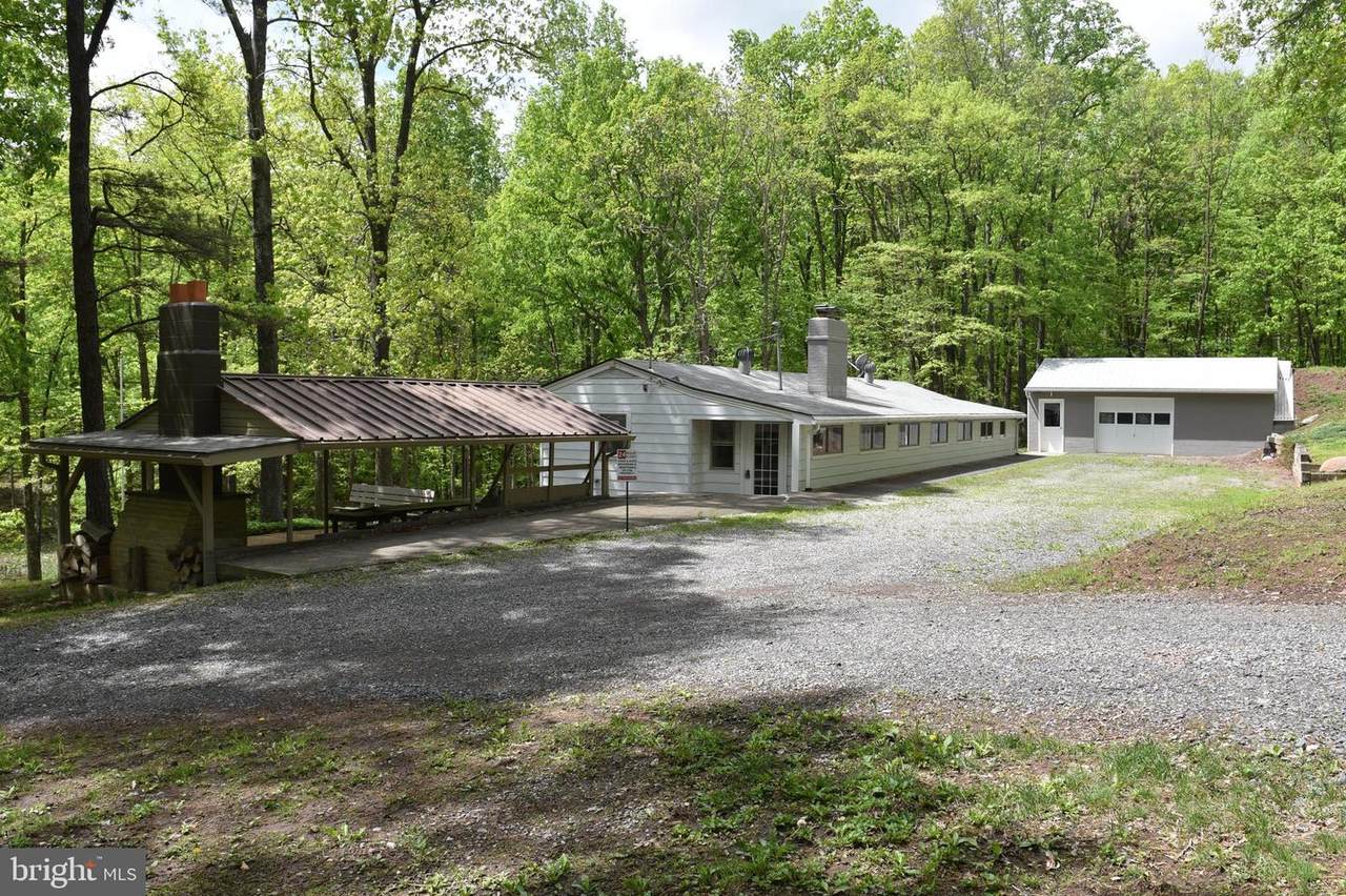 336 Stonewall - Photo 1