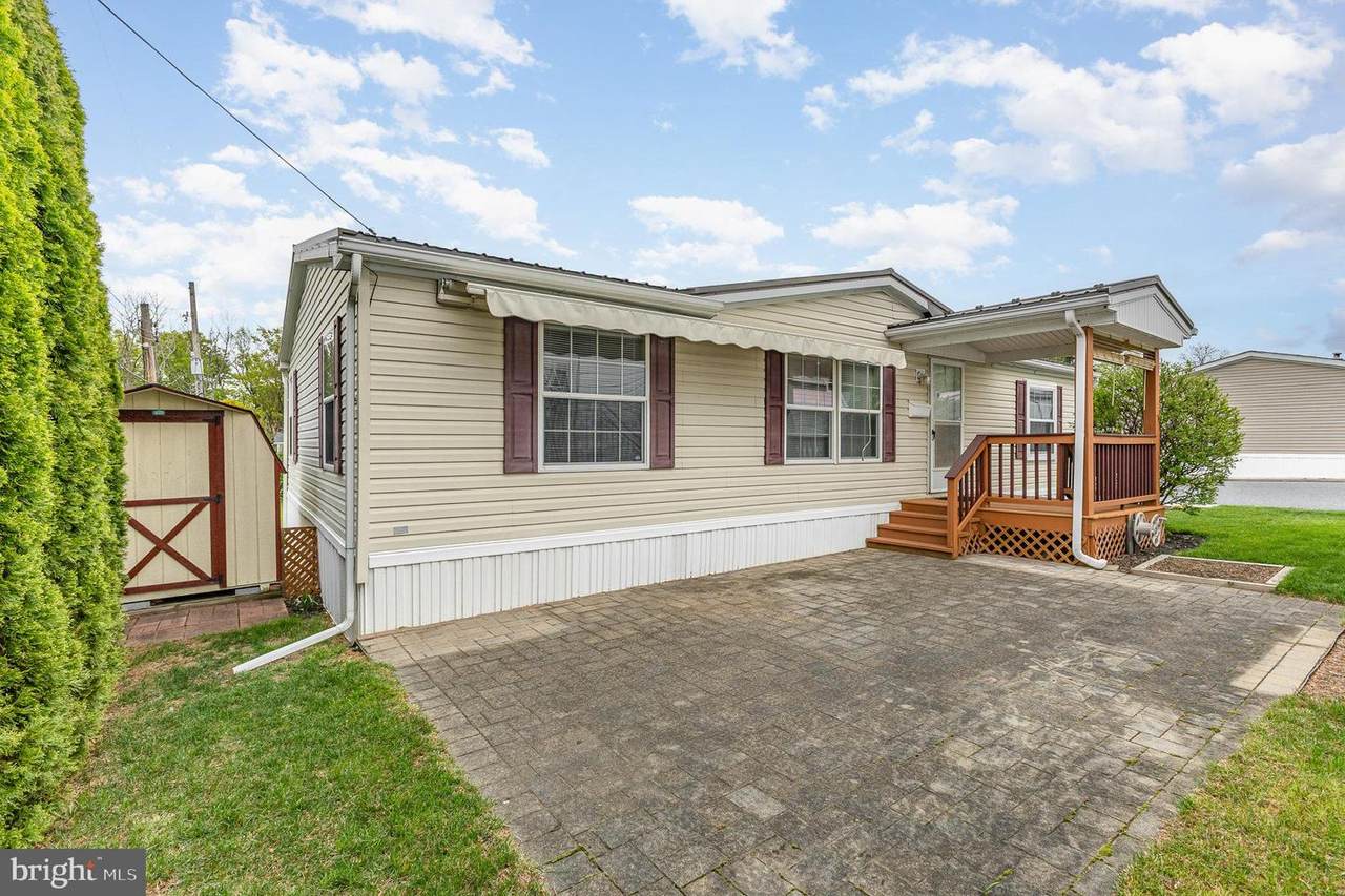 16 Arrow Road - Photo 1