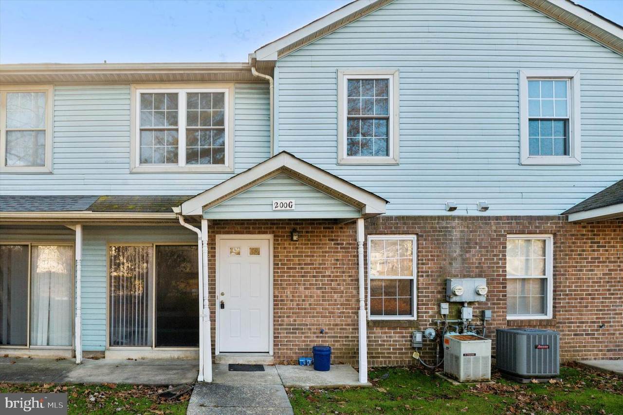 200-G Highland Boulevard - Photo 1