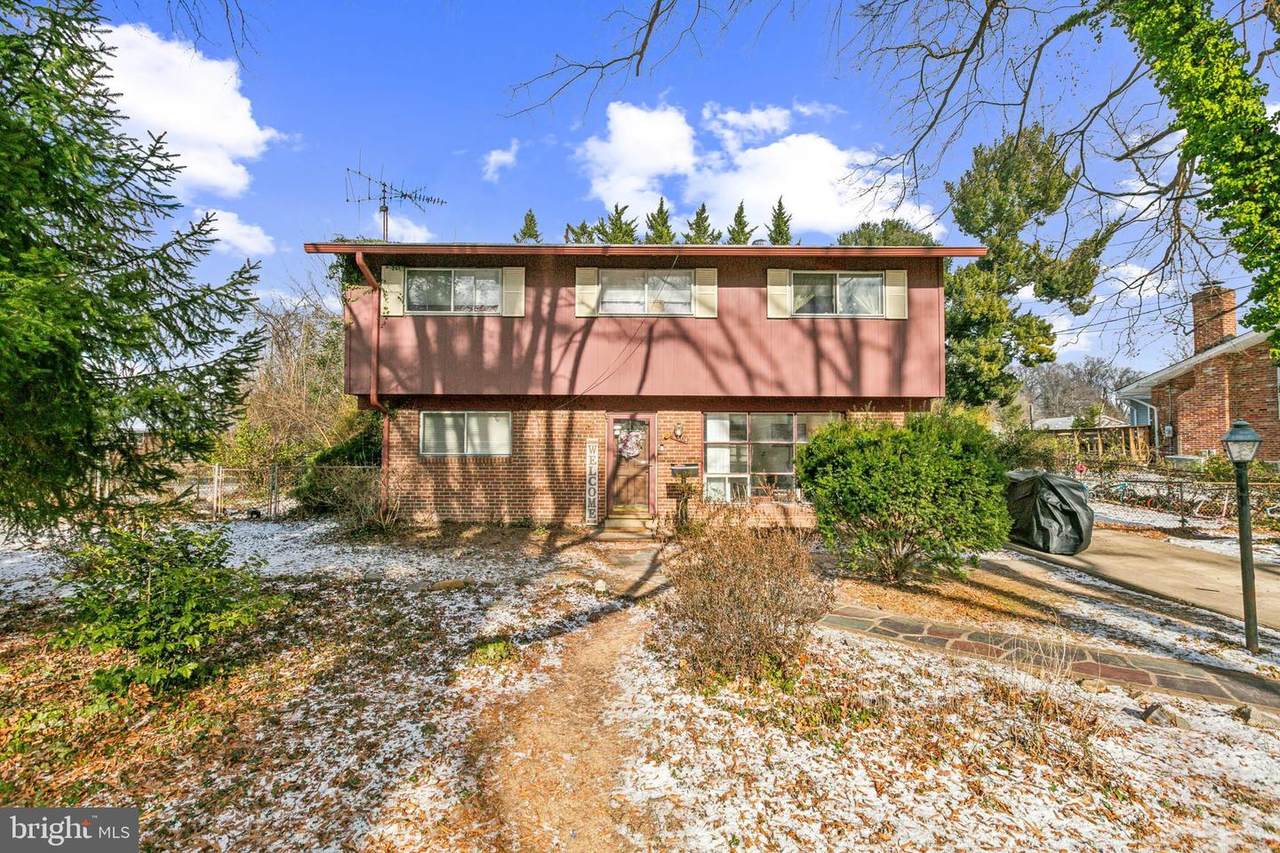 10404 Forest Avenue - Photo 1