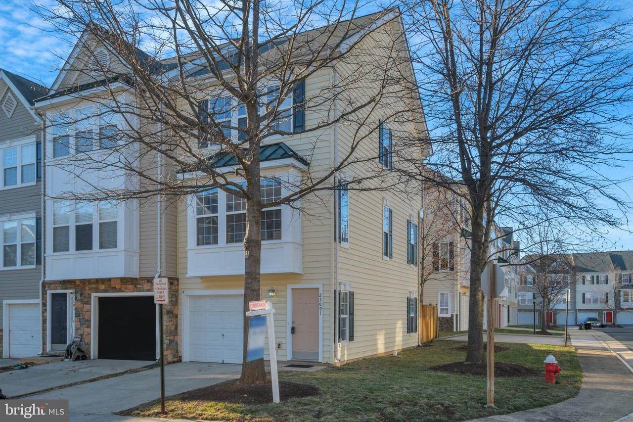 23091 Fontwell Square - Photo 1