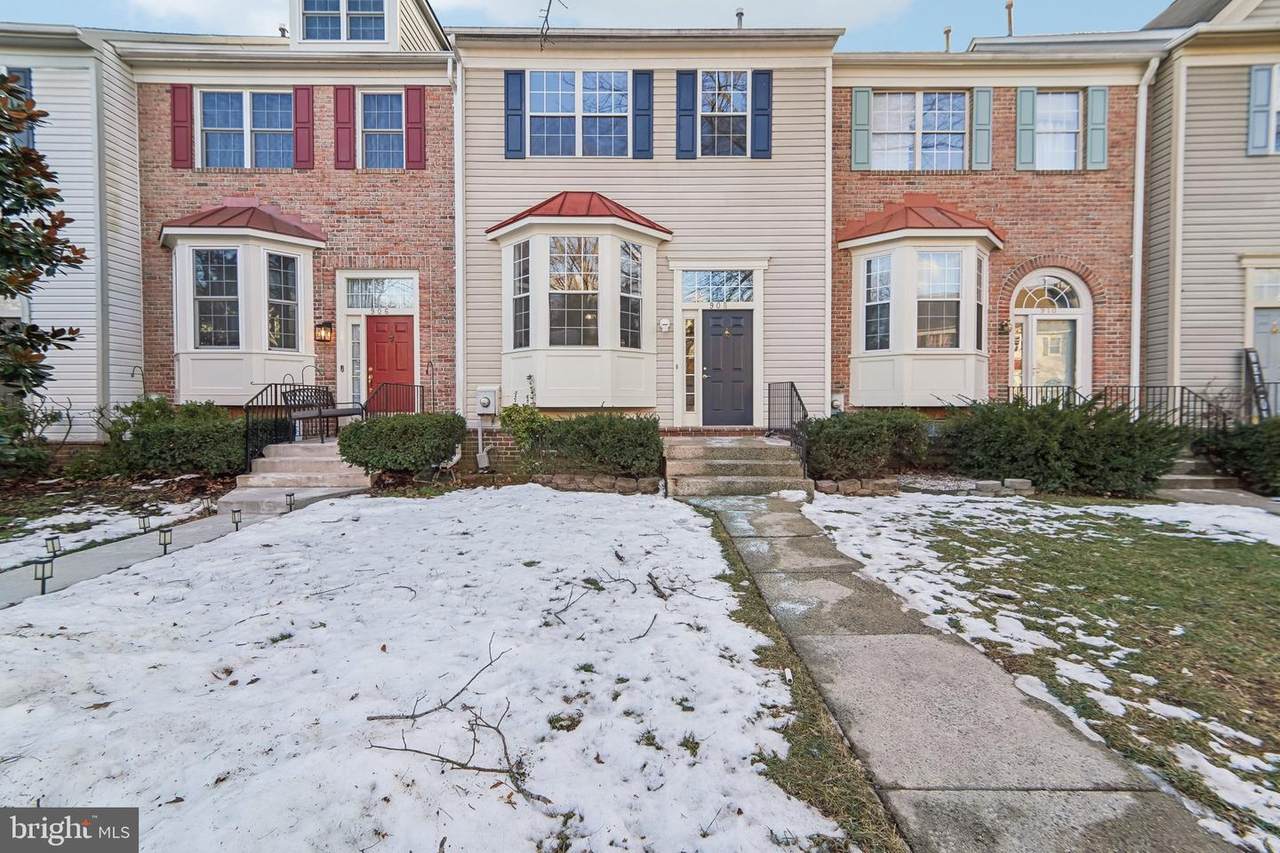 908 Jubal Way - Photo 1