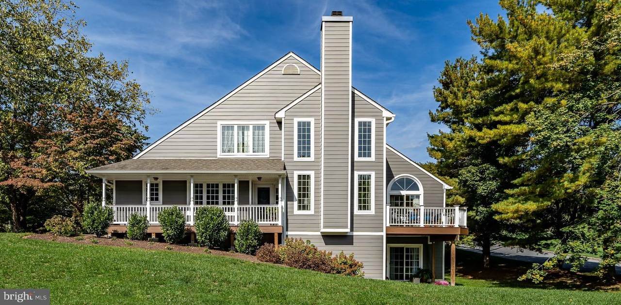 332 Village Lane - Photo 1