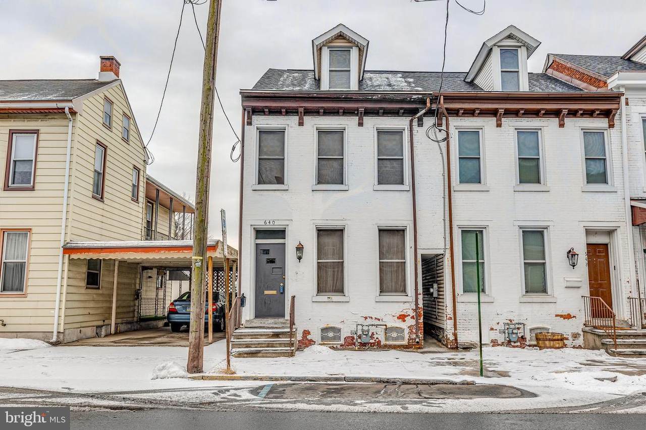 640 Walnut Street - Photo 1