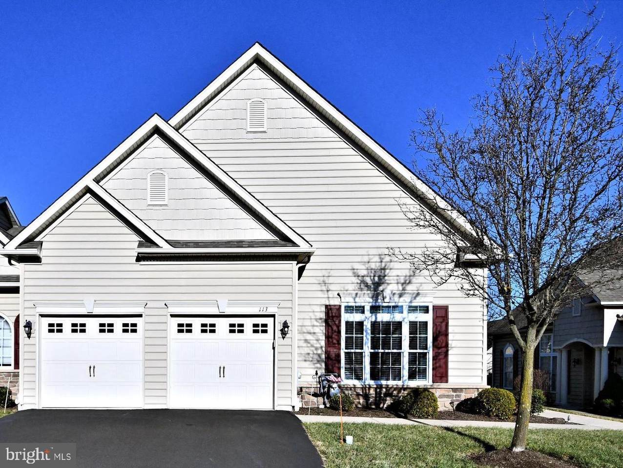 113 Lincoln Drive - Photo 1