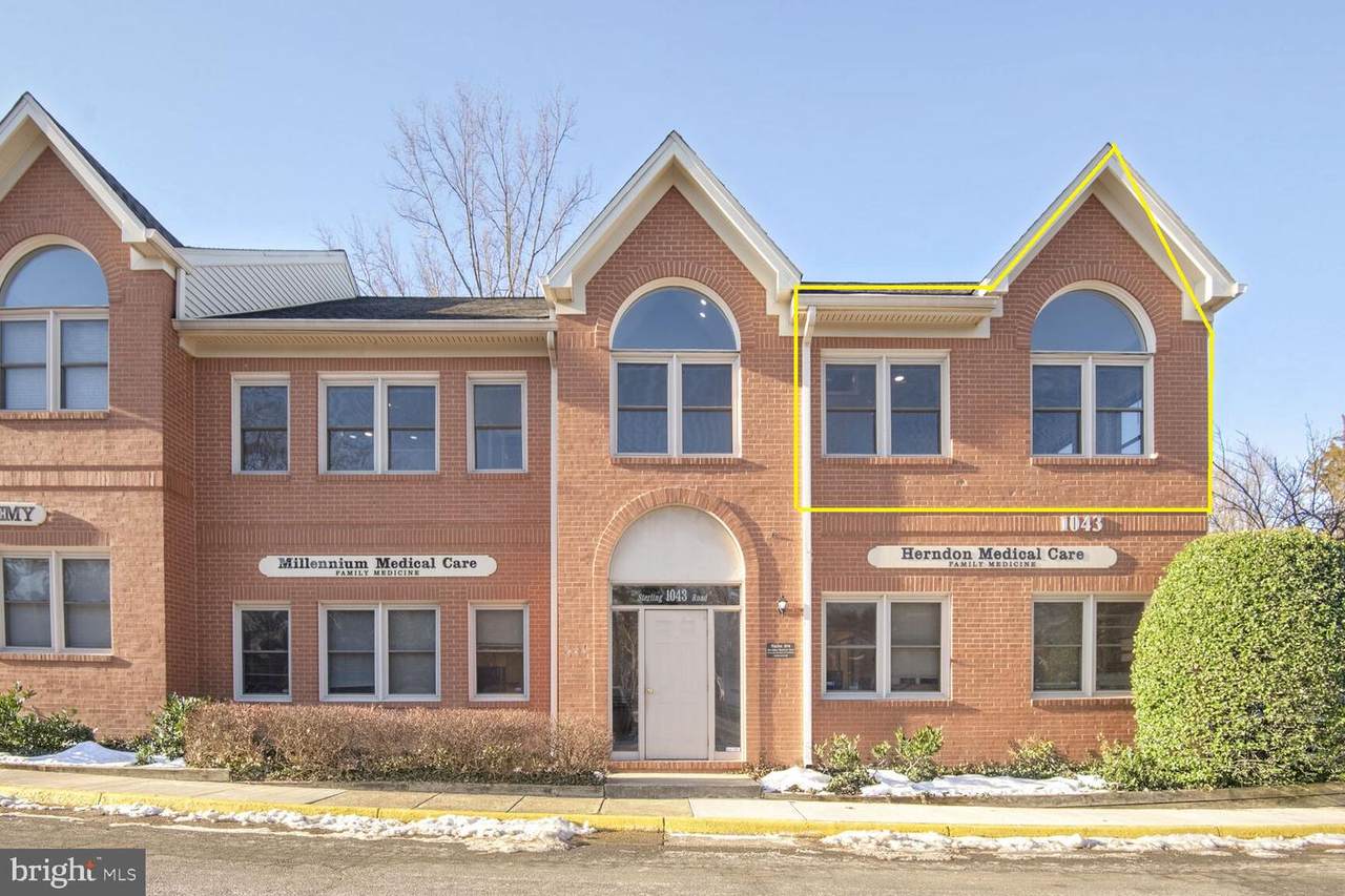 1043 Sterling Road - Photo 1