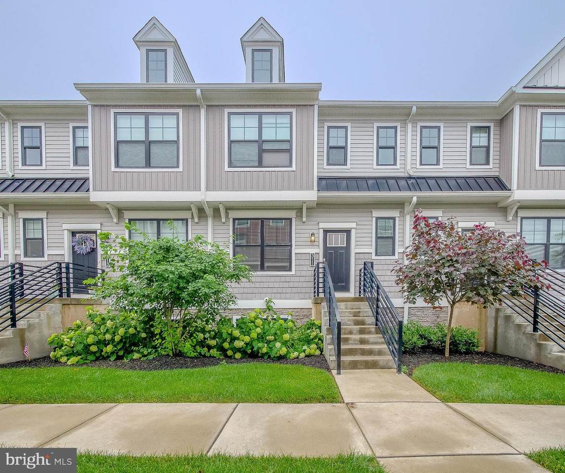 311 Chestnut Street - Photo 1