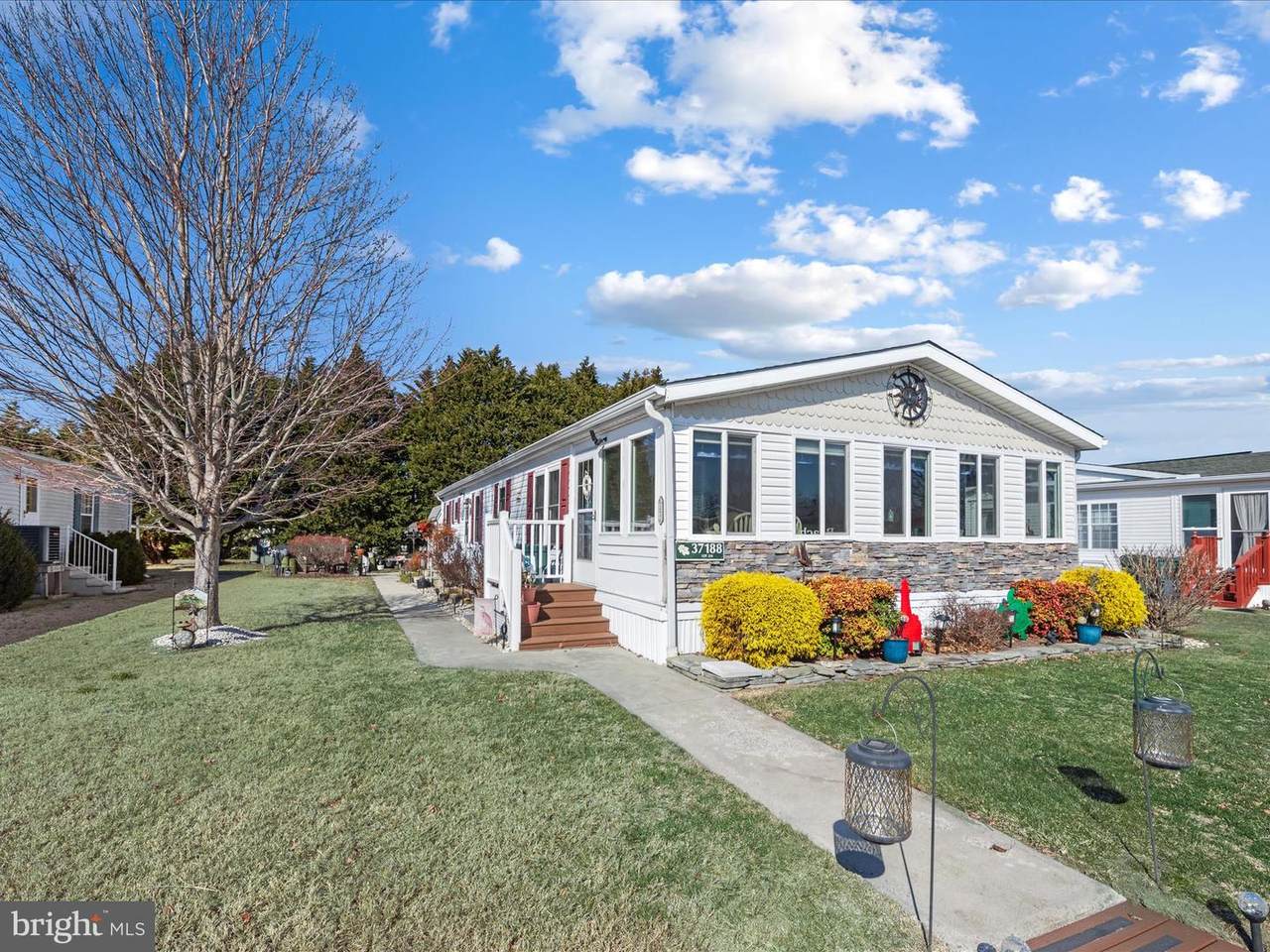 37188 Sugar Hill Way - Photo 1