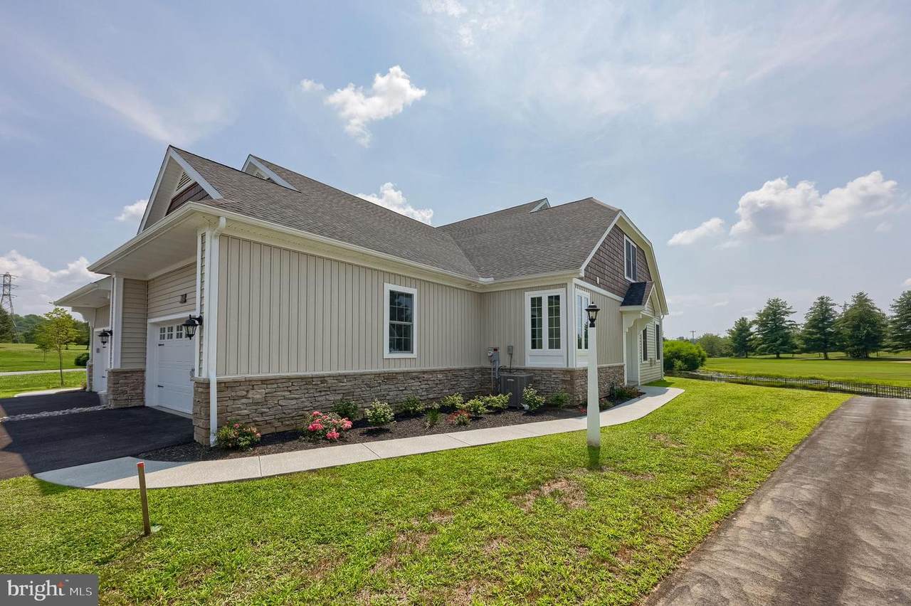 112 Copperstone Court - Photo 1