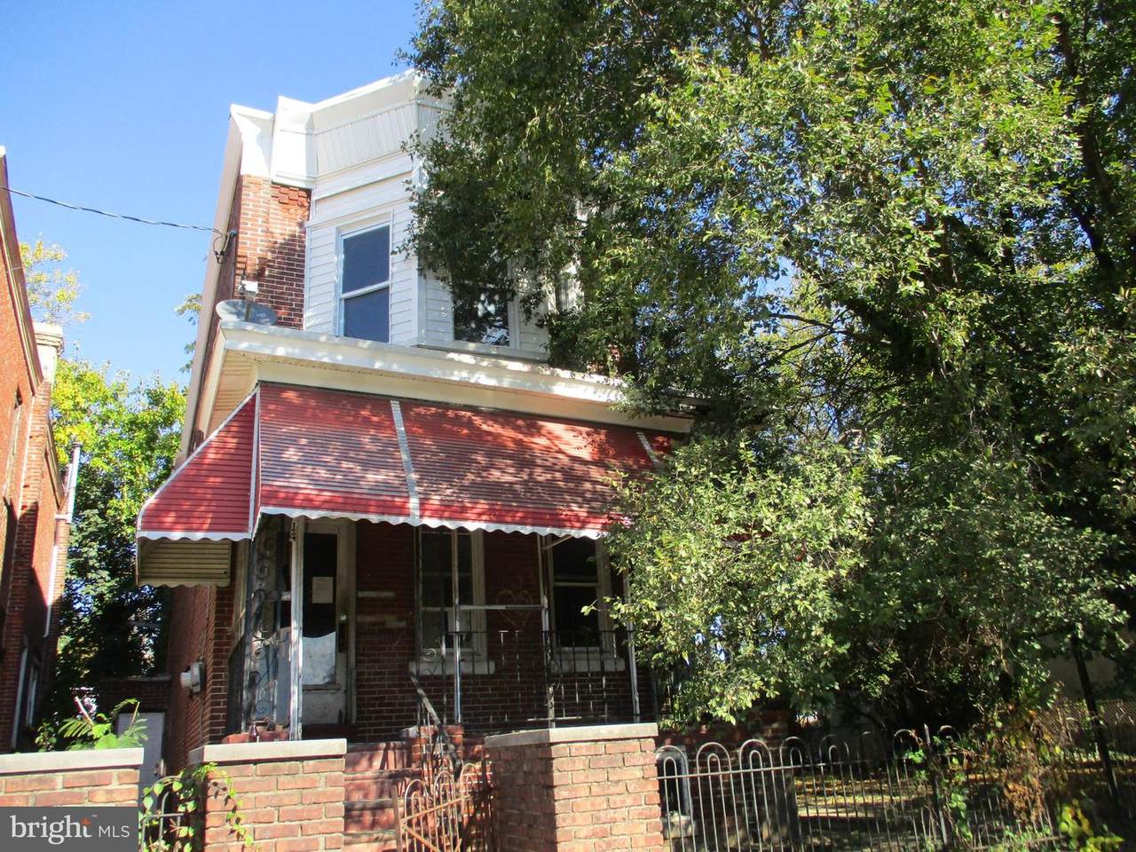 1411 Bradley Avenue - Photo 1