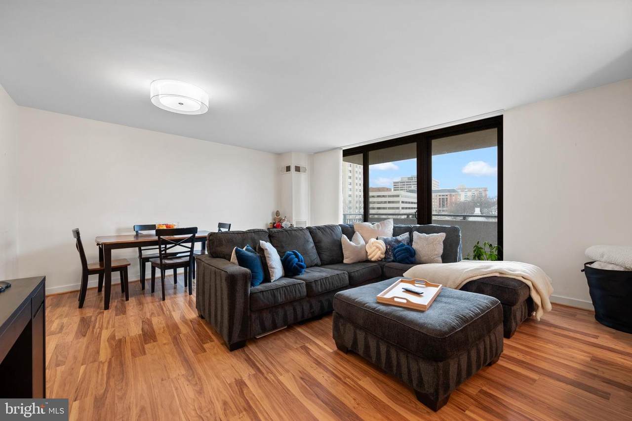 4620 Park Avenue - Photo 1