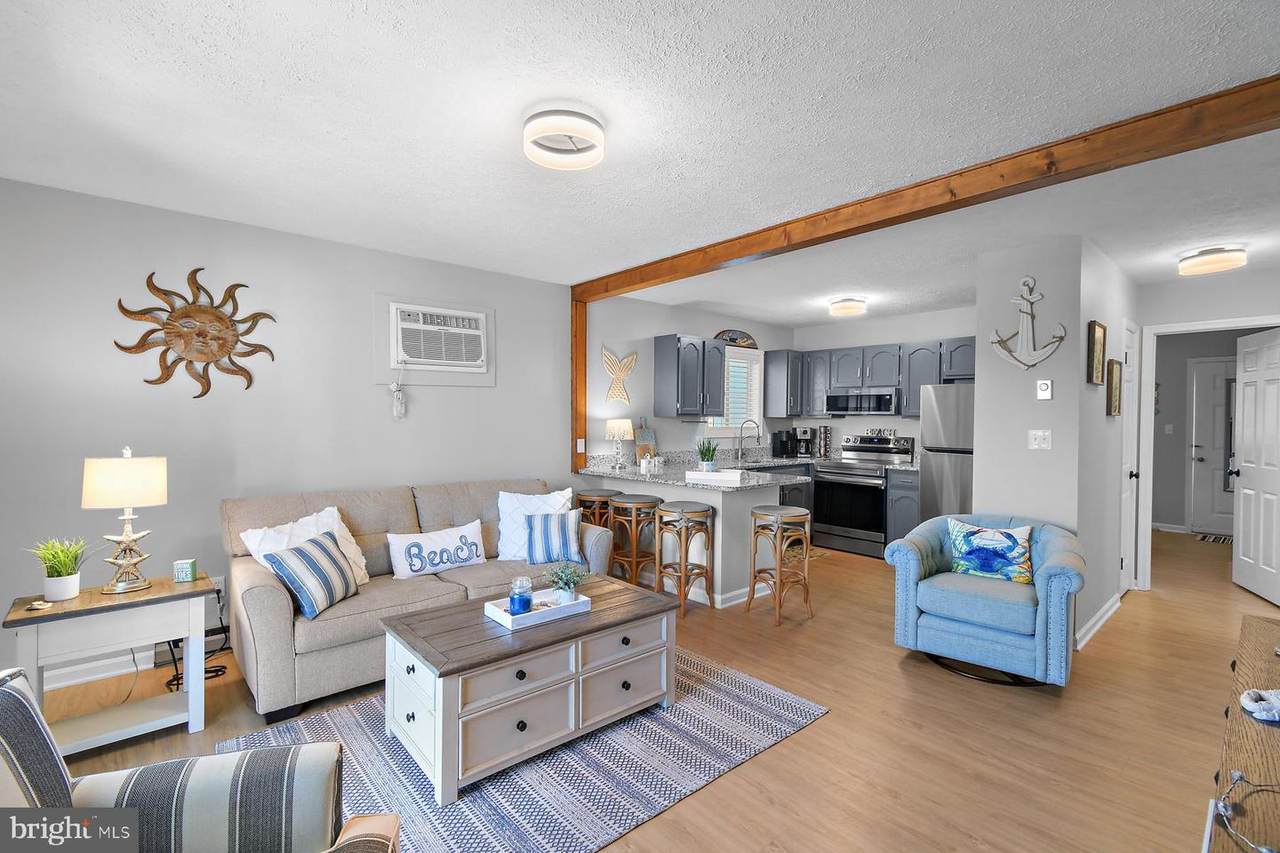 14403 Lighthouse Avenue - Photo 1