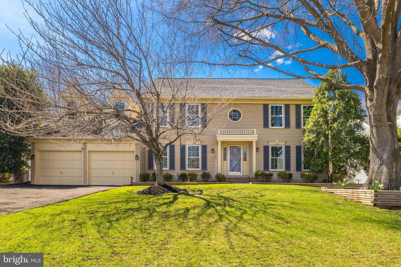 10198 Bens Way - Photo 1