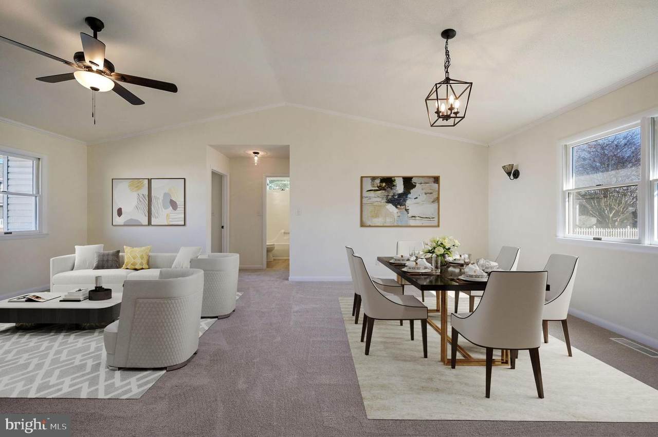 36733 Pond Circle - Photo 1