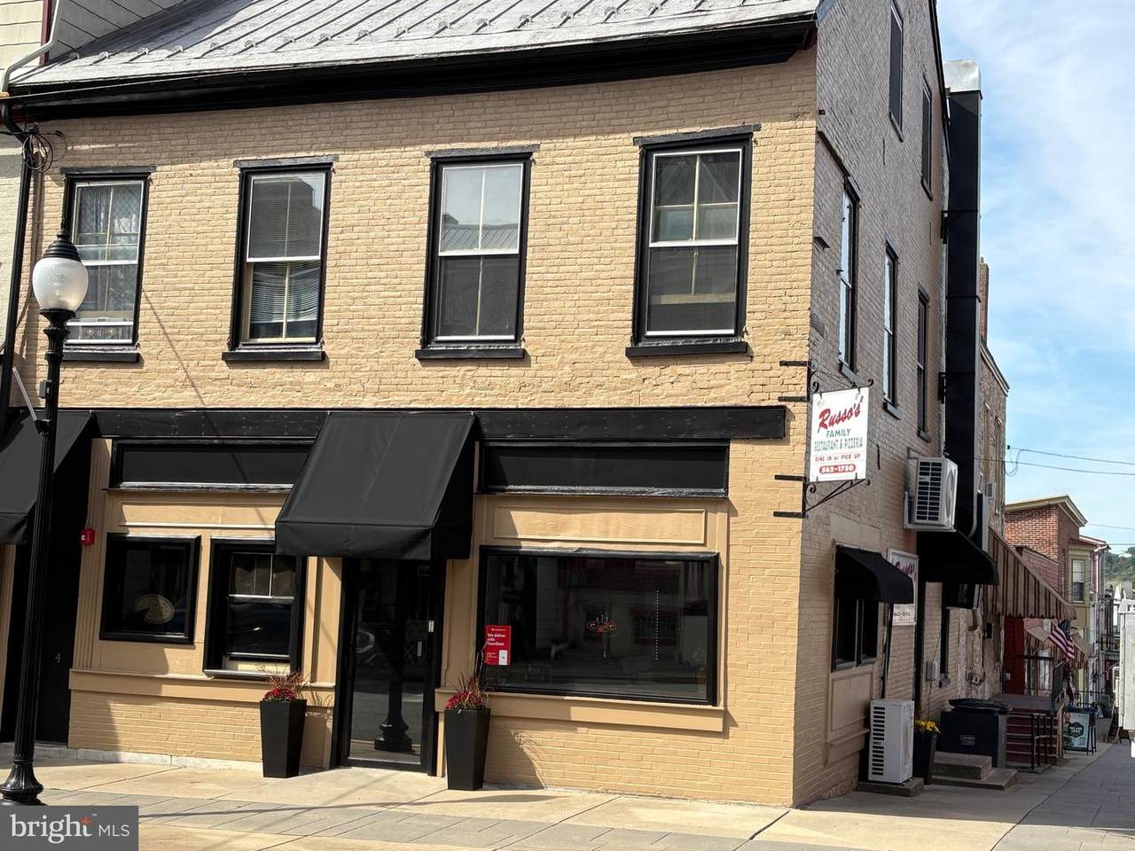 2 4TH Street - Photo 1