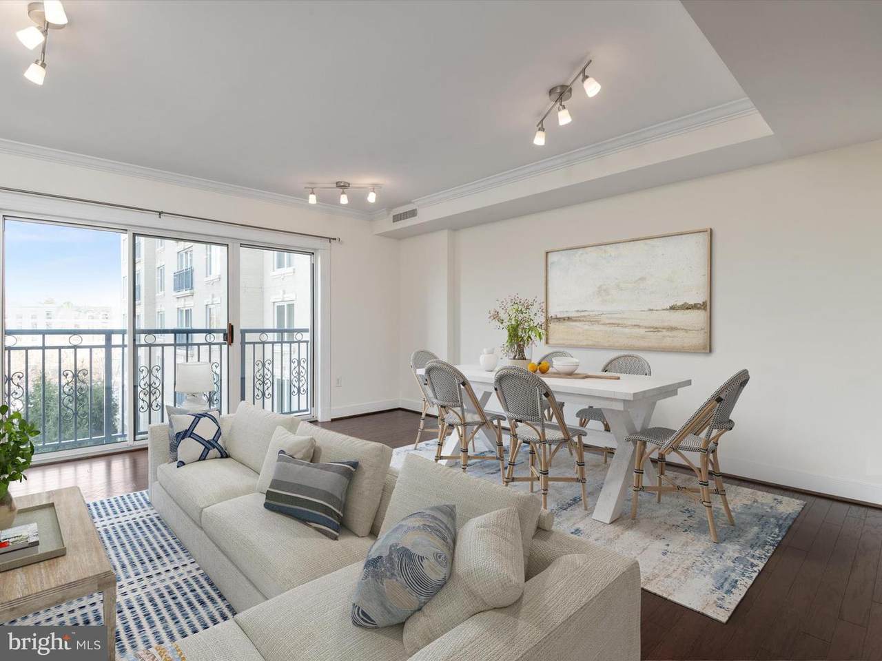 5 Park Place - Photo 1