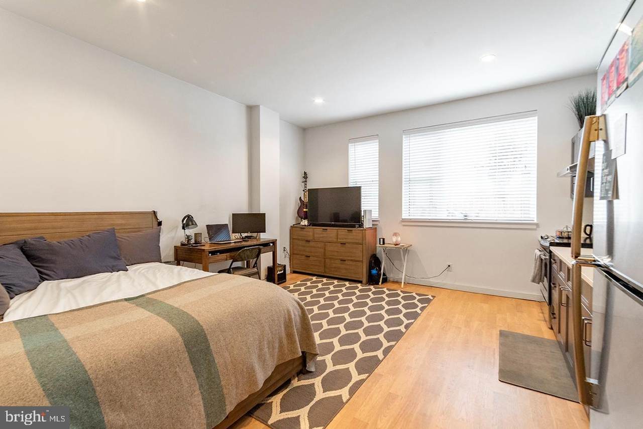 507 8TH Street - Photo 1
