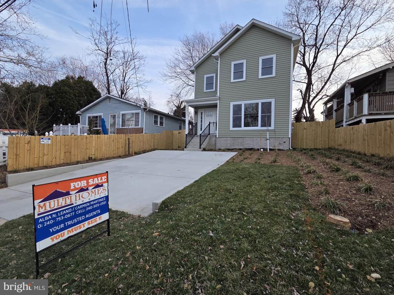 4823 Lexington Avenue - Photo 1