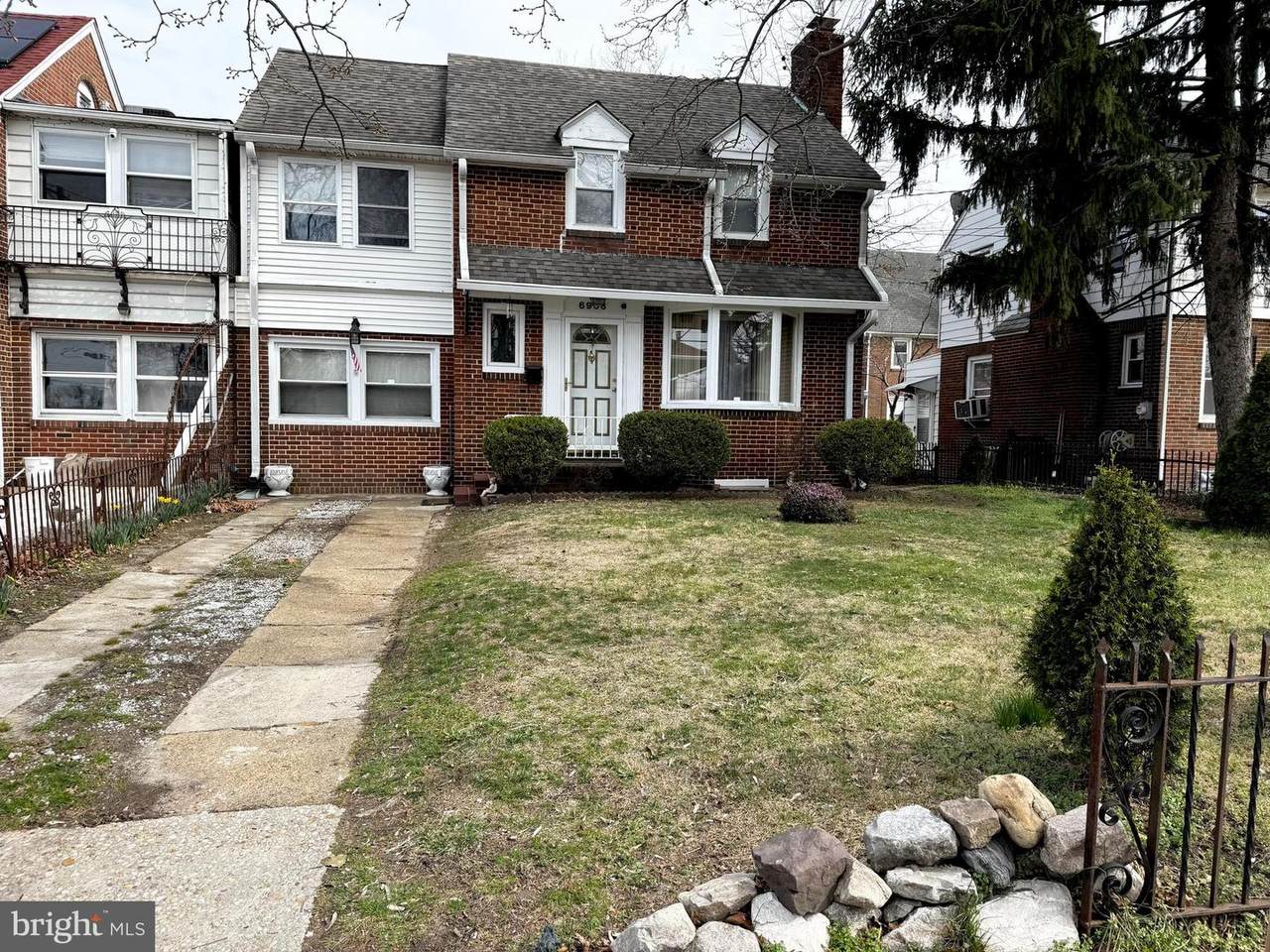 6906 Browning Road - Photo 1