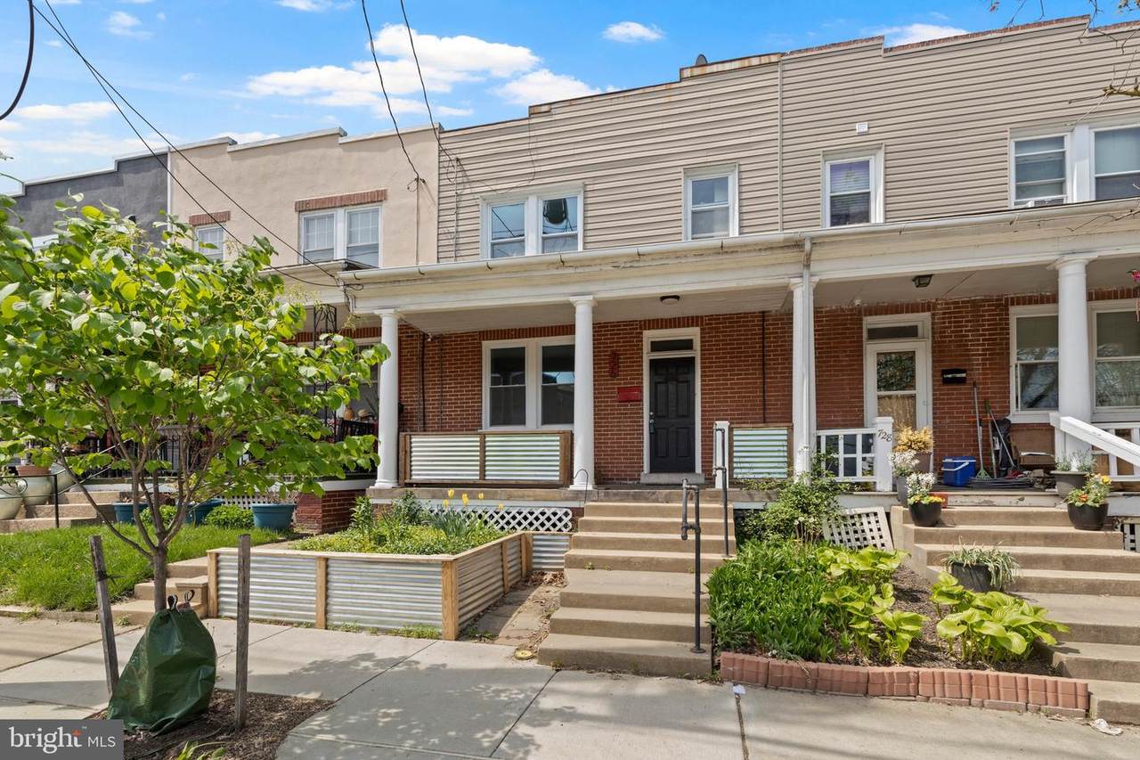 726 Pine Street - Photo 1