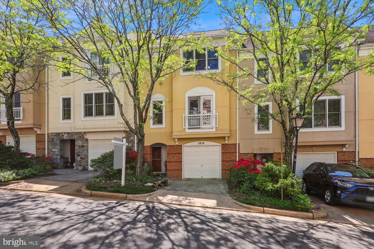 3814 Woodlawn Court - Photo 1