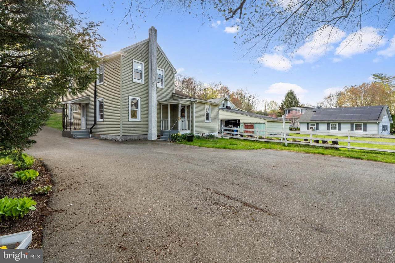 961 Main Street - Photo 1