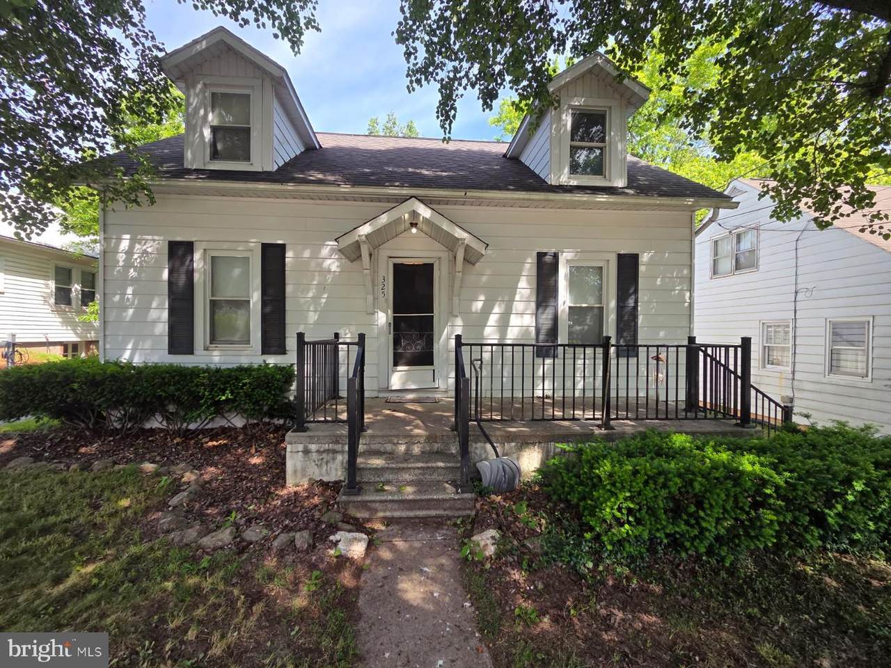 325 Seton Avenue - Photo 1