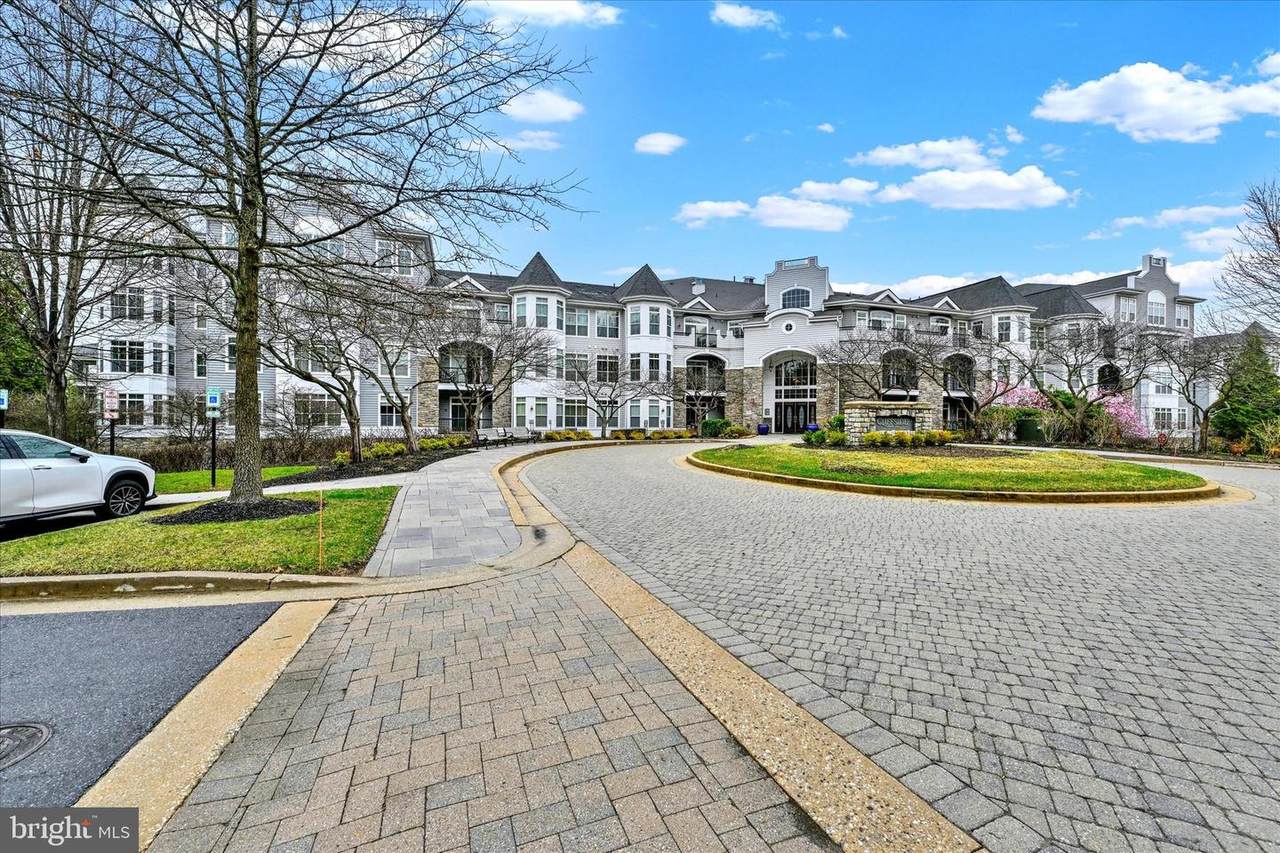3000 Stone Cliff Drive - Photo 1