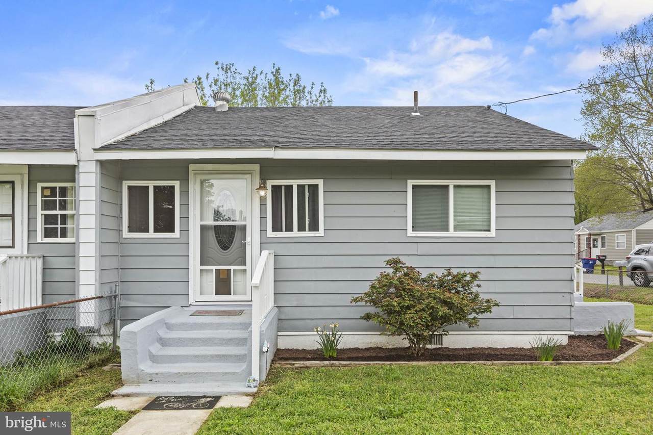 17253 Larimer Street - Photo 1