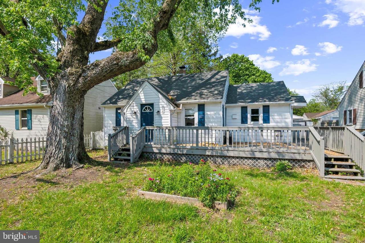 306 Atlantic Avenue - Photo 1