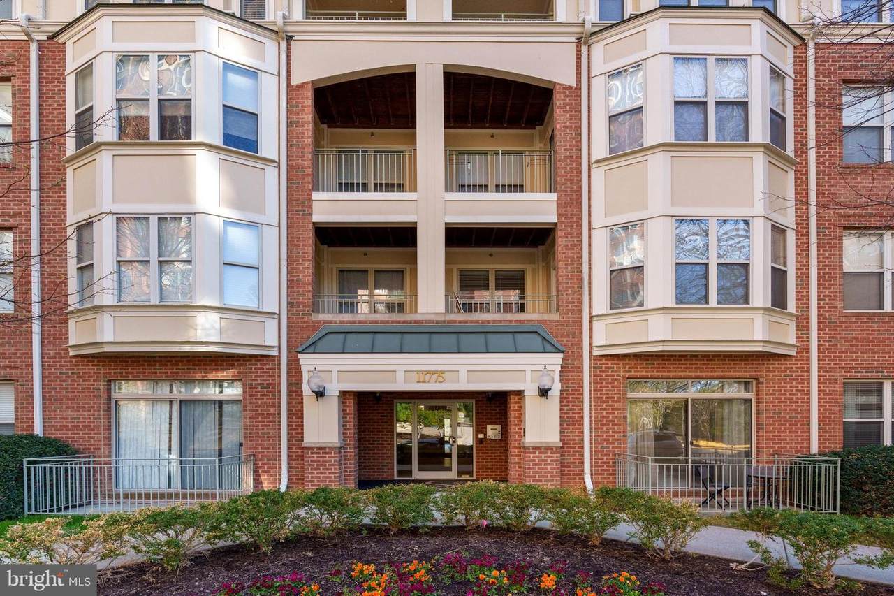 11775 Stratford House Place - Photo 1