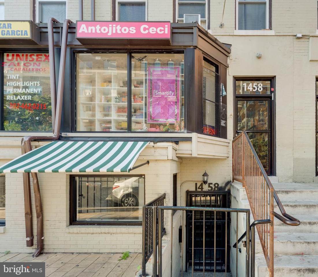 1458 Park Road - Photo 1