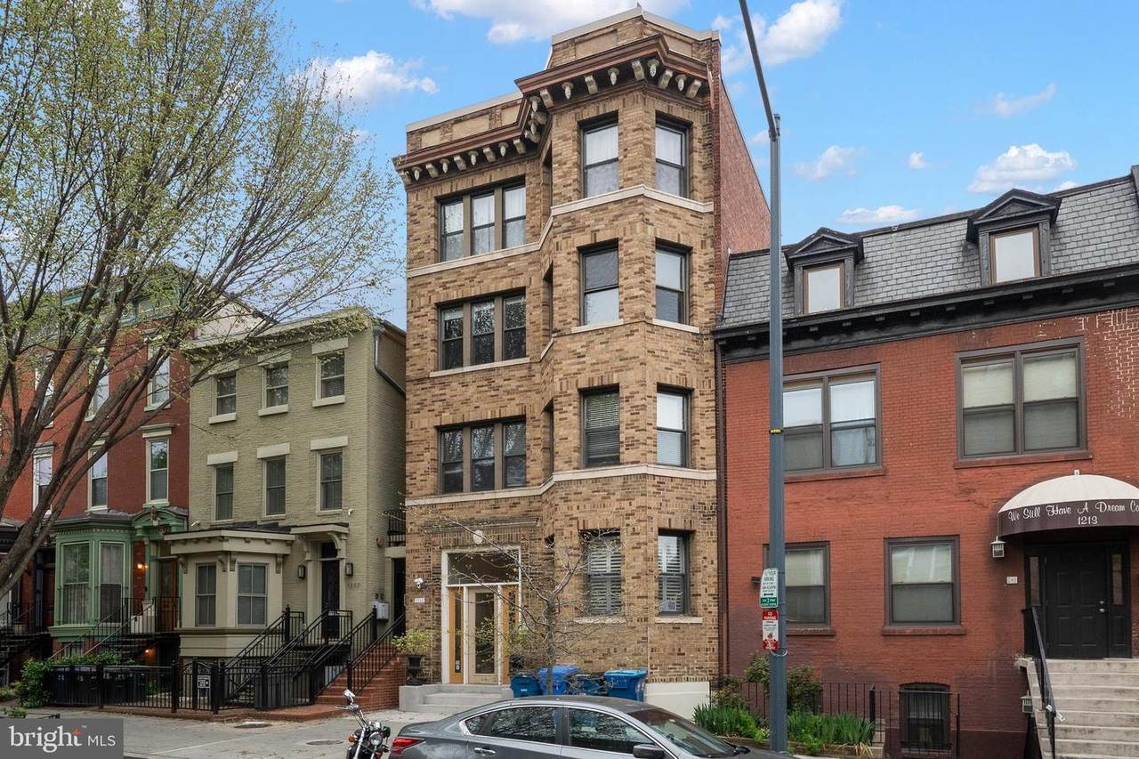 1215 10TH Street - Photo 1