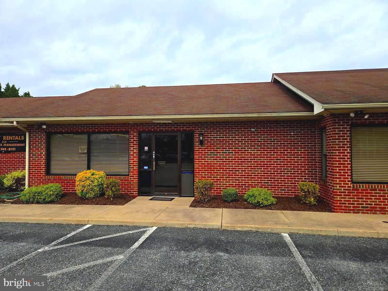 207 B Milford Street - Photo 1