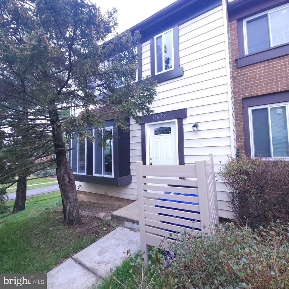 15653 Millbrook Lane - Photo 1