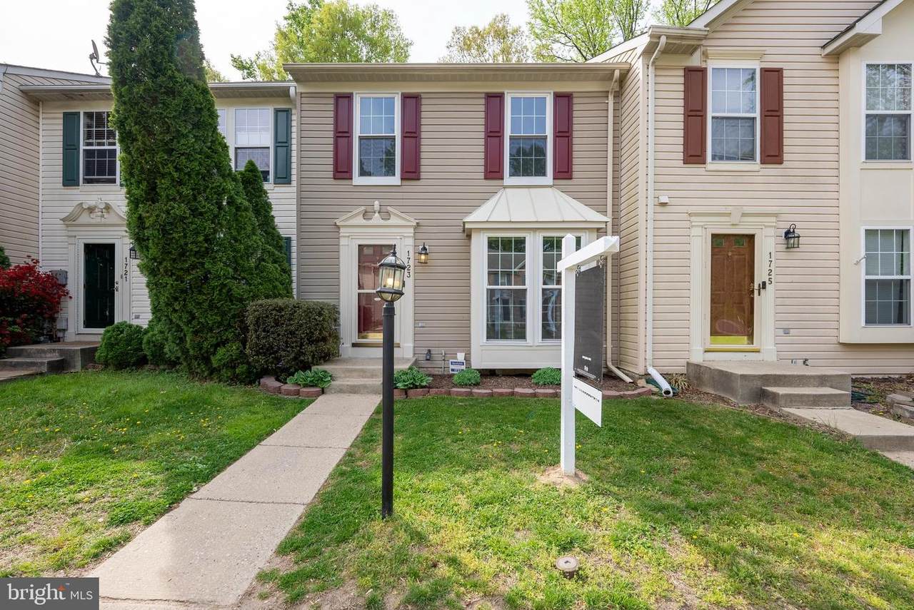 1723 Barnwood Court - Photo 1