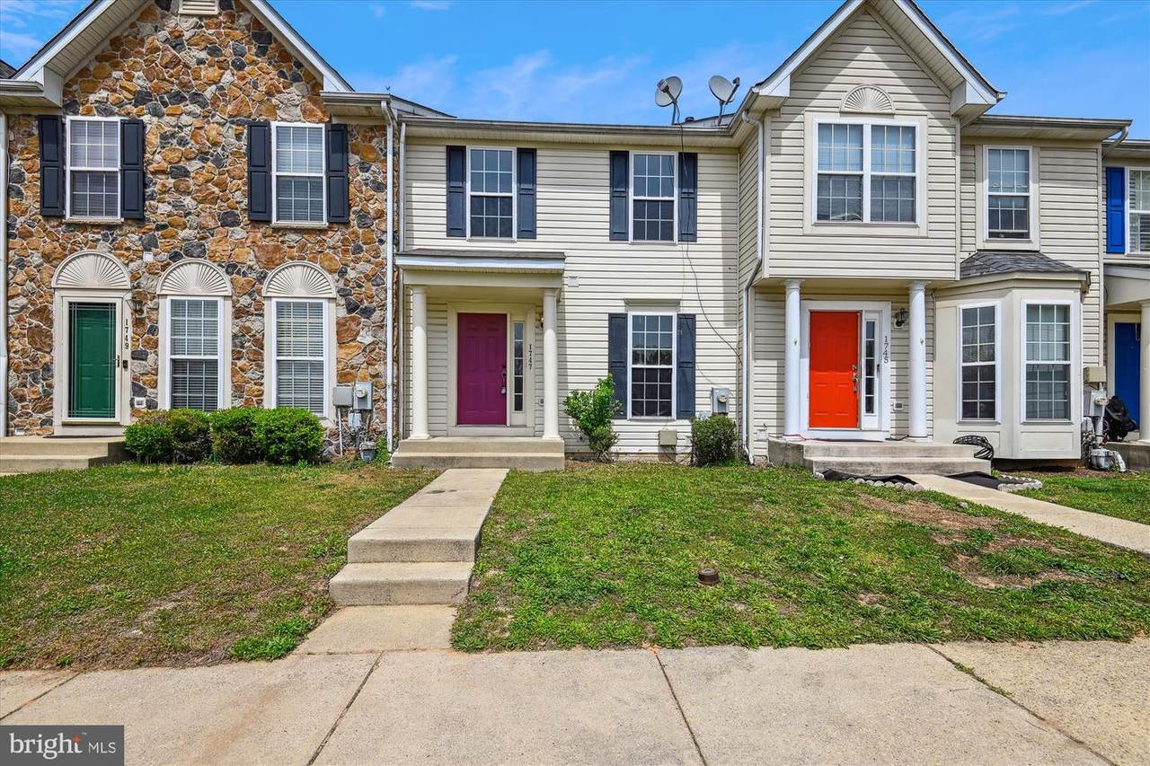 1747 Glebe Creek Way - Photo 1