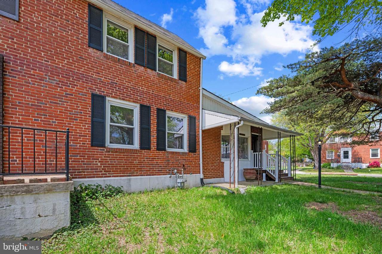 301 3RD Street - Photo 1