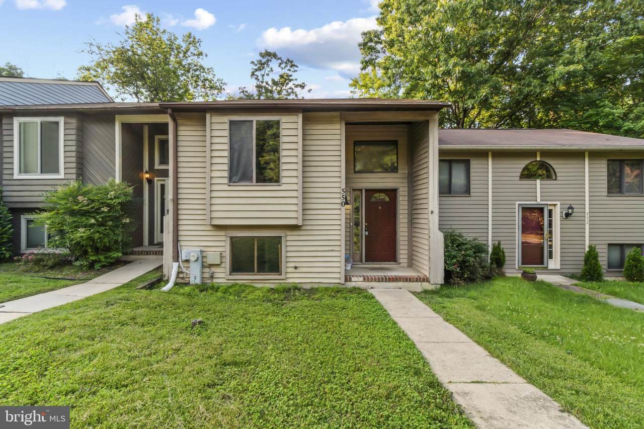 550 Greenhill Court - Photo 1