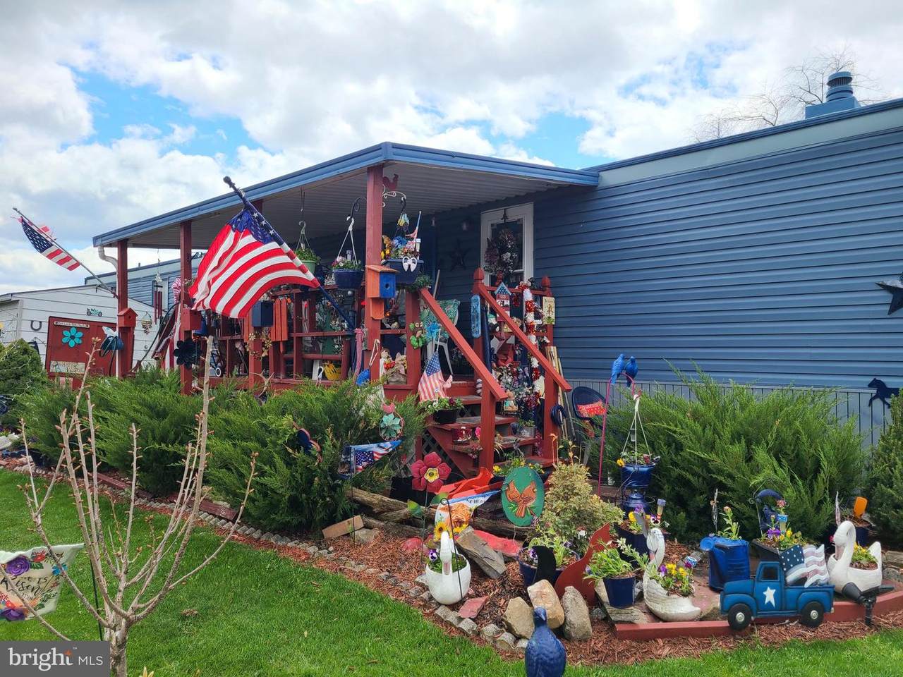 49 Sunrise Court - Photo 1