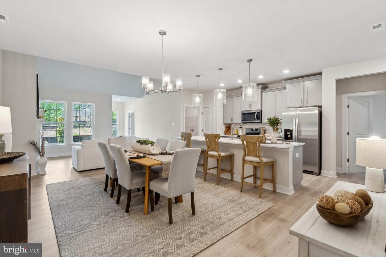 1220 Treviso Bay - Photo 1