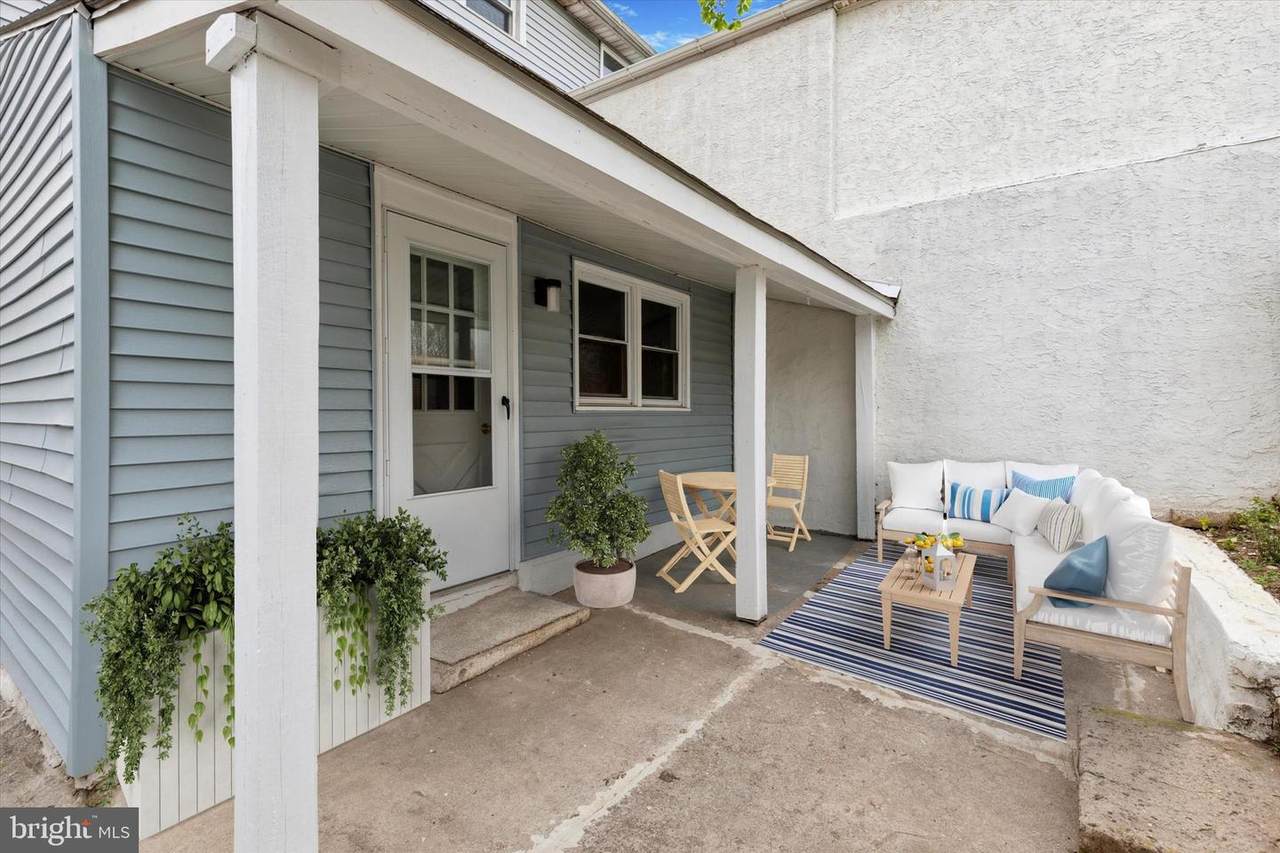 463 New Elm Street - Photo 1