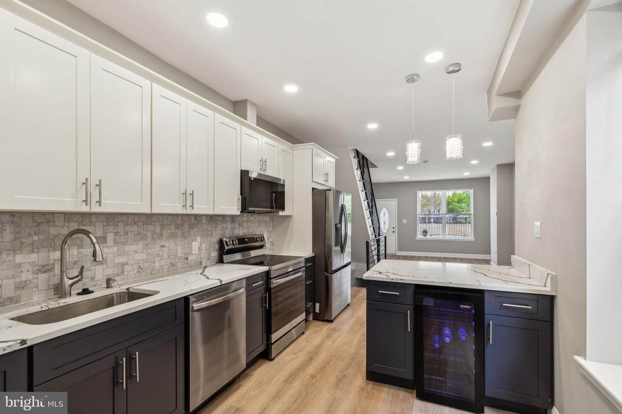 2954 Cedar Street - Photo 1