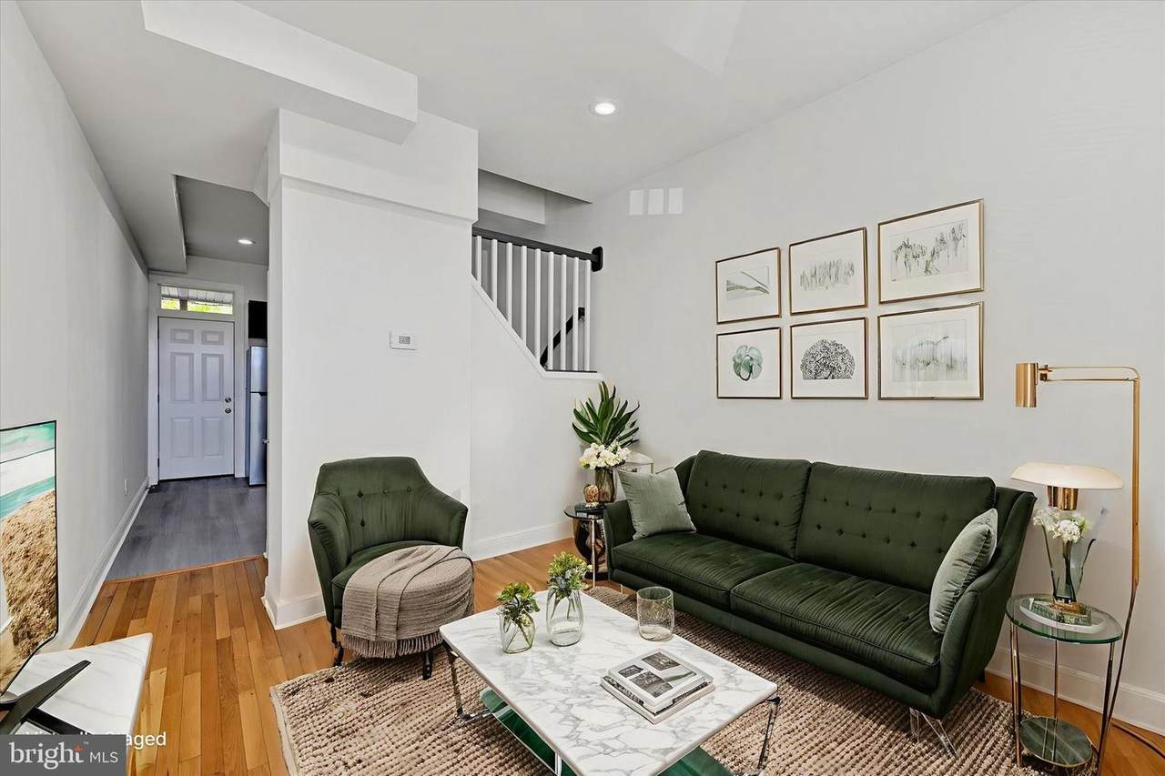 424 Grundy Street - Photo 1