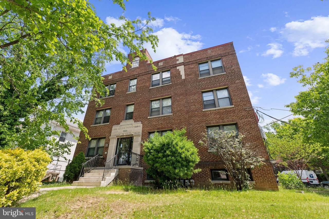 5601 Colorado Avenue - Photo 1