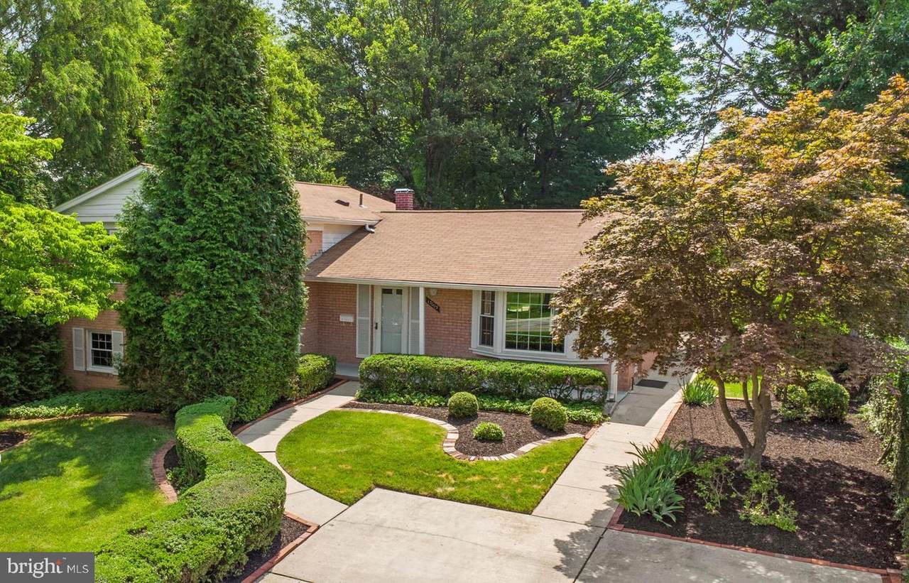 13003 Hathaway Drive - Photo 1