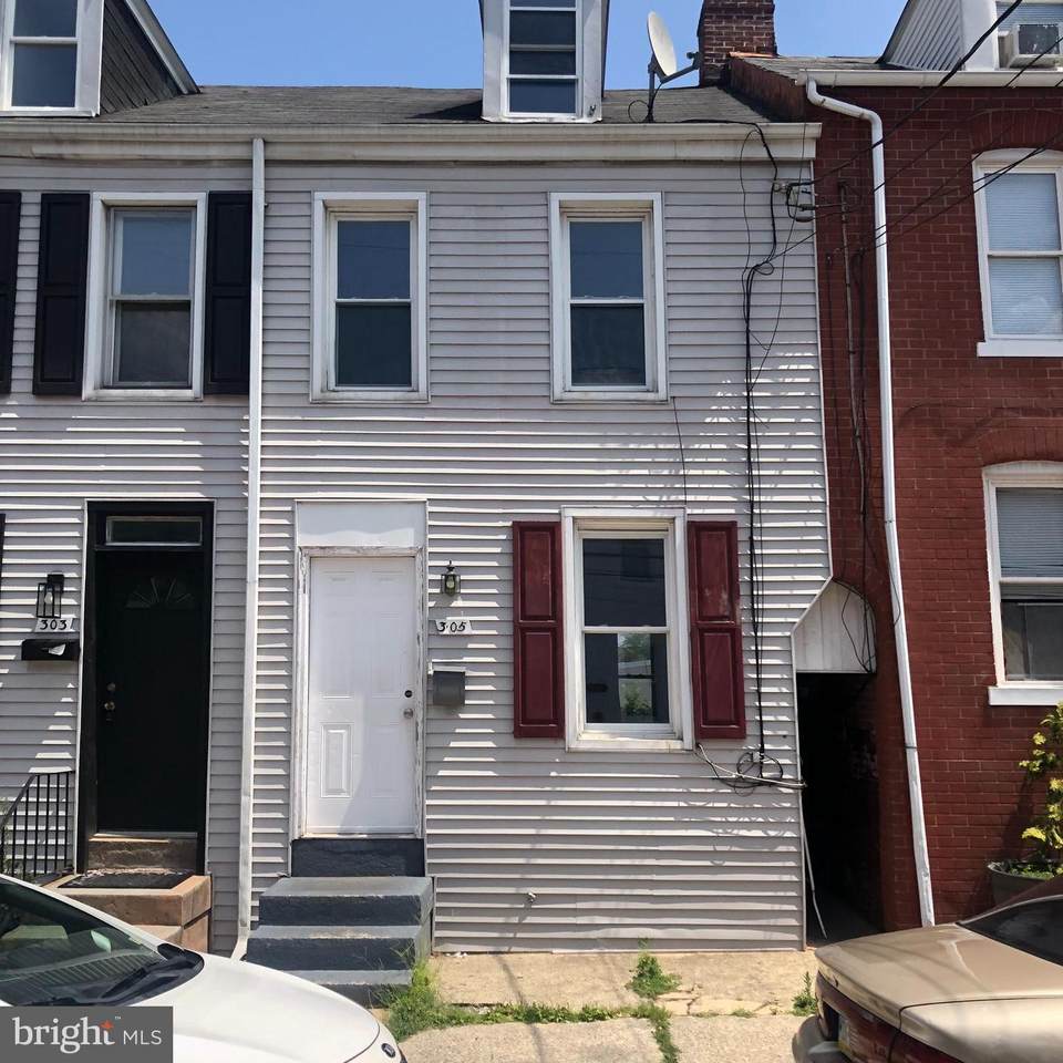 305 Coral Street - Photo 1